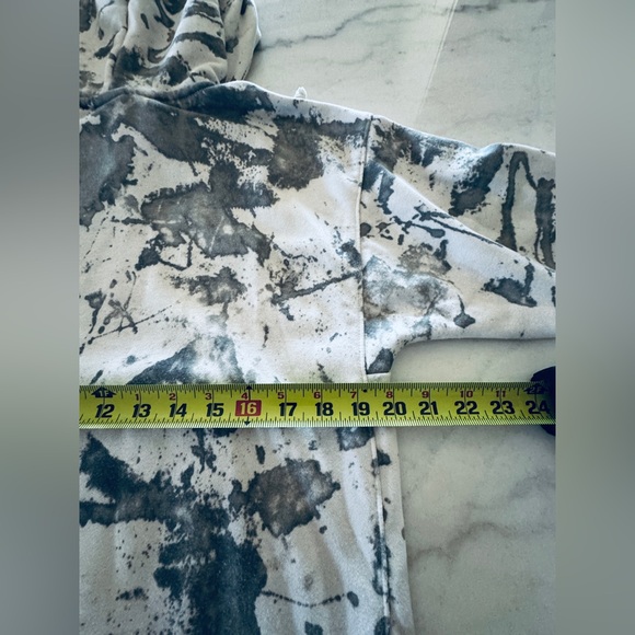 Nike Standard Issue Women's Hoodie Small - Picture 9 of 13